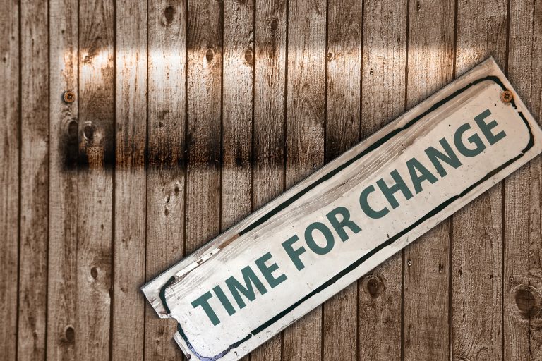 7 aménagements essentiels pour les propriétaires changement evolution location courte duree